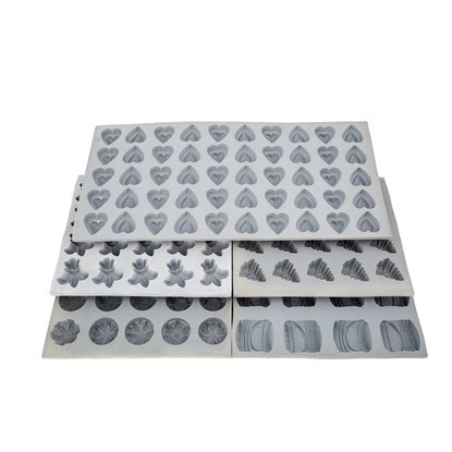 Picture of RUBBER MOLD CHICKENS (160)